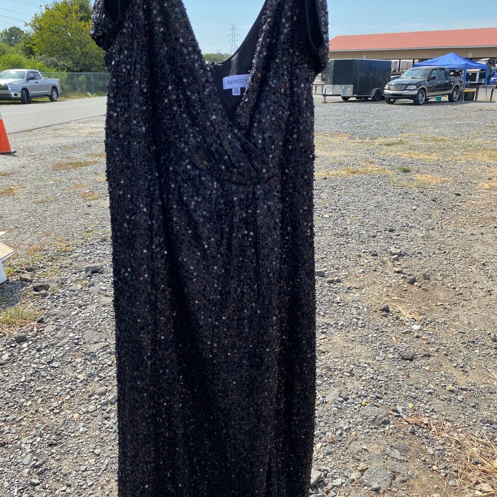 Chic Black Sequin Backless Dress